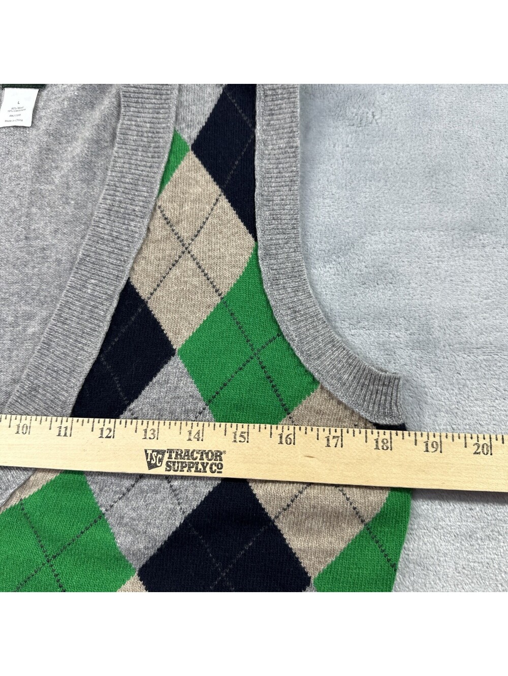 J Crew Large Argyle Sweater Vest Green Blue Cotton V Neck Knit Preppy Grandpa - Picture 5 of 6